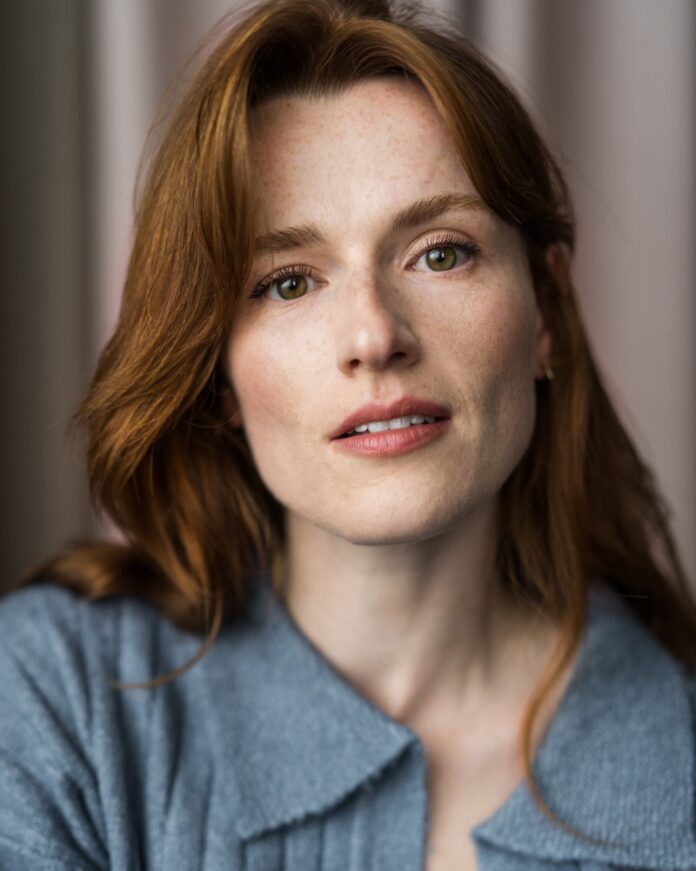 Rosalind Riley Interview | Rose Riley on playing Desdemona in Othello - The Artiscape